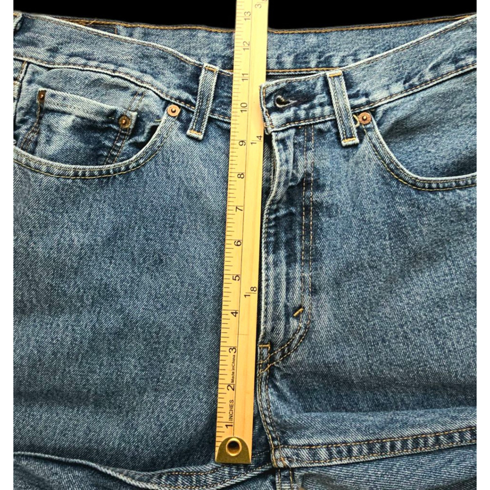 Levi’s 550 Relaxed Fit Jeans 32x34 Light Wash Blue Denim Classic Men’s - Picture 8 of 14